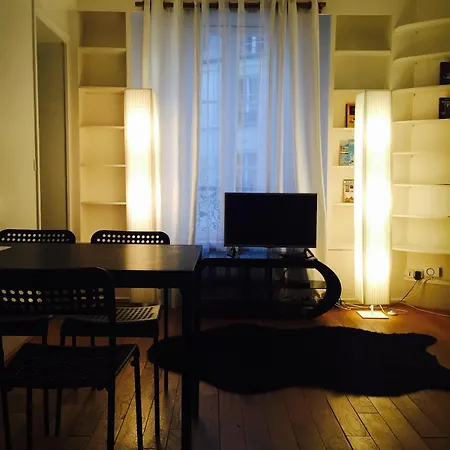 Apartment Charming Place Saint Germain